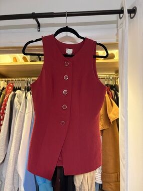 Sleeveless Red Button Front top